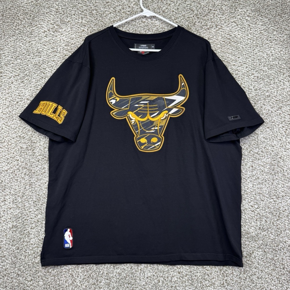 Pro Standard Chicago Bulls Shirt Men's Size XXL 2XL Black NBA Embroidered Logos